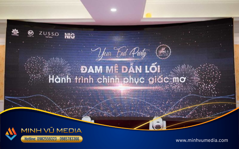 Mẫu year end party backdrop 9