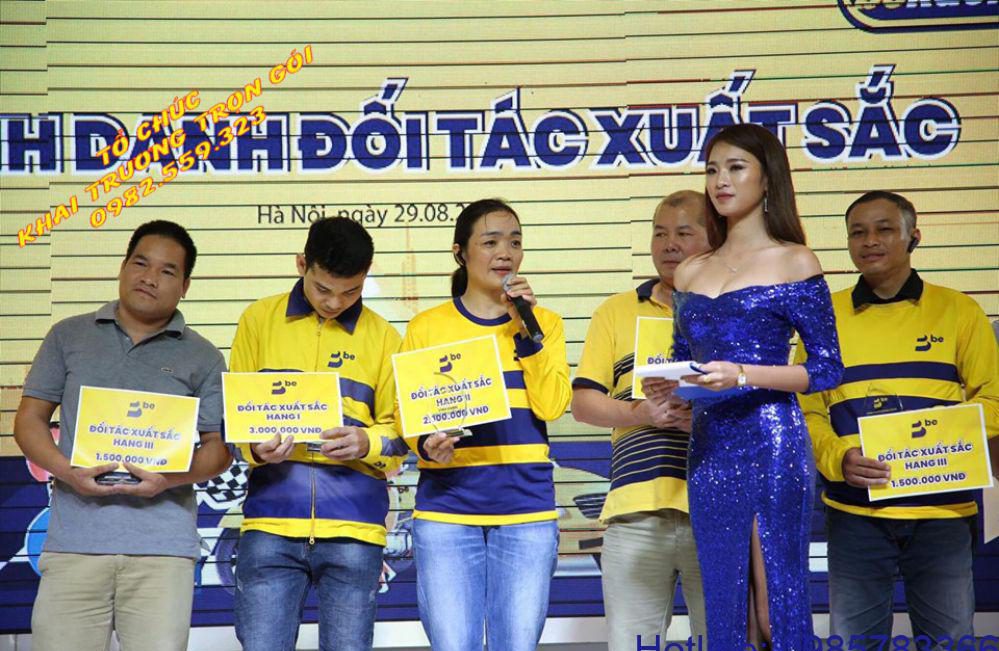 Cho thuê người dẫn chương trình nữ