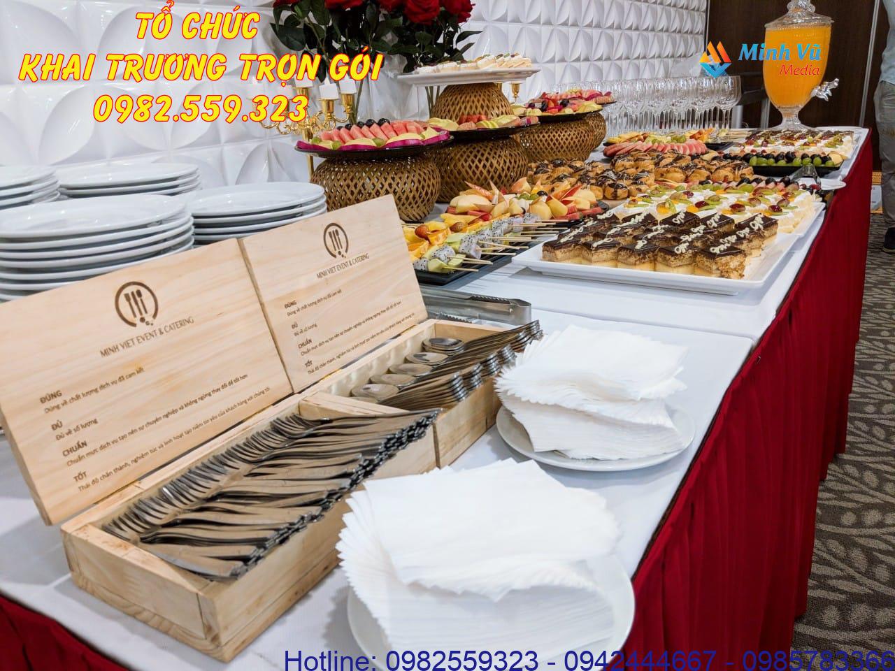 Cho thuê thiết bị sự kiện dụng cụ tiệc trà